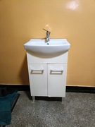 Szafka z umywalką 50 cm