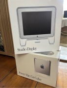 Apple PowerMac G4 Cube i Apple Studio display 17"