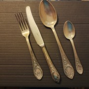 KLASYCZNY ZESTAW SZTUĆCY DLA 6 OS. (PLATER, ZSRR) LATA 70.