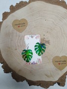 Rękodzieło kolczyki Monstera z żywicy epoksydowej zielone 