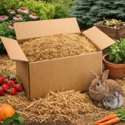 Naturalna słoma ogrodowa 2025 – ściółka, ochrona roślin,  (ok. 70L / 4 kg)