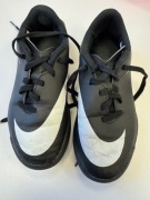 Buty piłkarskie dzięcięce (używane) Nike rozmiar 31