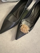 Ozdobne klipsy do butów koraliki