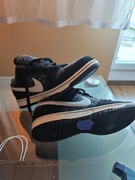  Buty Nike SB Dunk Low "Warmth" in the black and ivory colour