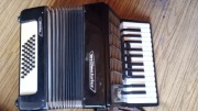Akordeon Weltmeister Stella 40