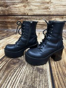 New Rock, 41, w idelanym stanie skóra naturalna buty glany goth emo 