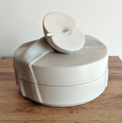 Rosenthal Studio-Line Germany – unikalna porcelanowa szkatułka „Jabłko”.