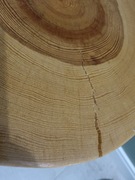 Ręcznie wykonany stolik 