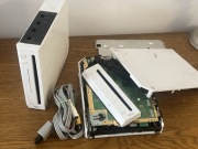 2x Nintendo Wii + kabel AV | 1 sprawna / 1 na części | brak zasilacza