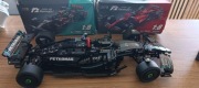 Złożony model Formuła 1 z klocków 1:8 – duży bolid F1 ok. 66 cm