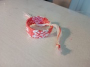 Bransoletka w hawajskie kwiaty