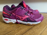 Mizuno wave twister 38