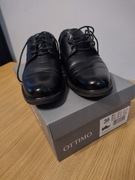 Buty chłopięce komunijne , czarne.