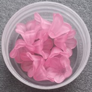 Koraliki akrylowe matowe kwiat tulipana różowe 10szt