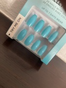 Sztuczne paznokcie tipsy