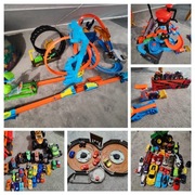Ogromny zestaw torów i pojazdów Hot Wheels
