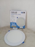 okrągły panel LED marki M LEDME z serii Slim, model 20W. 