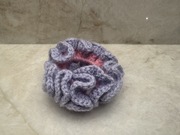 Gumka do włosów fioletowo różowa. Wykonana ręcznie.