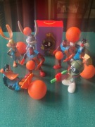 Kosmiczny mecz - figurki McDonald (zestaw) Space Jam