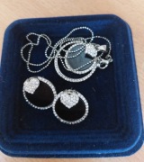 Elegancki zestaw biżuterii z cyrkoniami,naszyjnik i kolczyki.