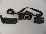 MINOLTA DYNAX 700 si z obiektywem SONY 18-55   