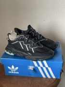 Buty damskie Adidas ozweego 38 24cm czarne lekkie wiosenne oryginalne