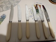 Noże obiadowe Nerż,6 szt, bakelit vintage 