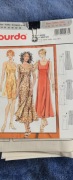 Burda, wykrój sukienki roz. od 34 do 44                      K2