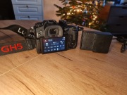 Panasonic lumic gh5 + lumix 42.5mm 