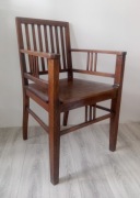 Stary drewniany fotel dębowy, antyk etażerka, krzesło z podłokietnikami 