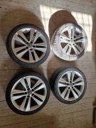 Używane felgi aluminiowe z oponami 225/40R18 