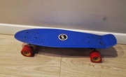 Niebieska fiszka SKATE deskorolka plastikowa 55 cm bardzo dobry stan