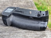 Uchwyt baterii Nikon MB-D18 do Nikon D850