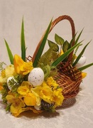 Średni koszyk, koszyczek wielkanocny z przybraniem