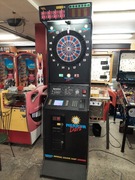 DART NA 8 GRACZY FIRMY MERKUR