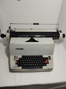 Maszyna do pisania Predom 1106