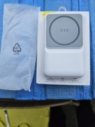 Power bank magnetic fast charger 10000 na magnes do telefonu apple