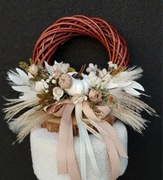 Śliczny wianek  jesienny z dyniami boho