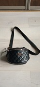 Torebka nerka damska Guess 