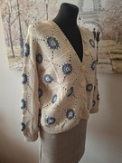 Piękny sweterek rozpinany 