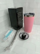 Różowy kubek termiczny ze stali nierdzewnej z podwójną izolacją próżniową