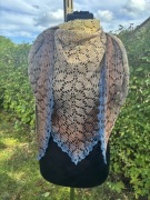 Chusta , szal . Ręcznie wykonana na szydełku