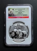 2013 Chiny 10 Yuan Panda. NGC MS 69.