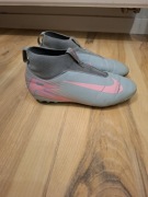 37,5 korki Buty piłkarskie Nike Jr. Mercurial Superfly 10 Academy