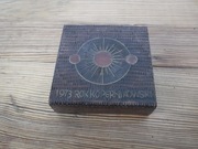 Drewniana szkatułka 1973 Rok Kopernikowski   UNIKAT ZOBACZ 