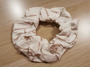 Scrunchie materiałowa gumka do włosów Laurella 