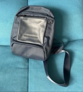 Torba na ramię Piquadro wysokość 28 cm - skóra nauralna + tkanina