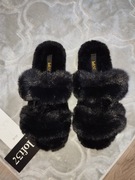 Nowe klapki z futerkiem czarne Loft 32 