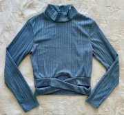 Top prążkowany golf niebieski crop wycięcie modny XS S