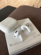 Oryginalne słuchawki AirPods 3rd gen.